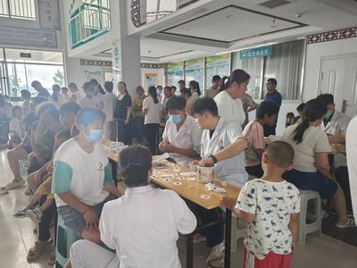 冬病夏治正當時，菏澤市牡丹區小留鎮中心衛生院開展三伏貼養生保健服務